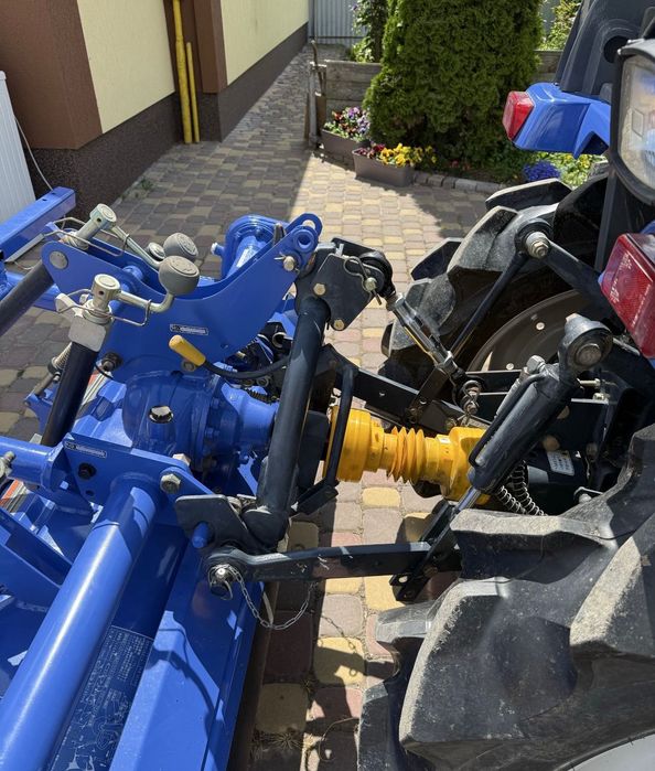 Японский минитрактор Iseki