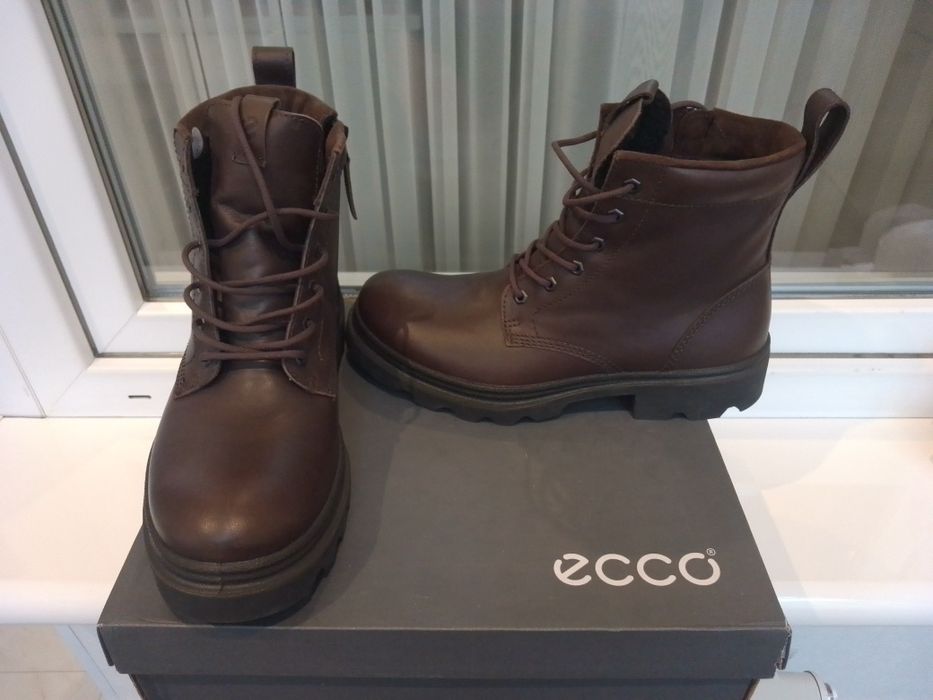 ECCO(Дания) зимние ботинки,41 и 43 р-ры,новые