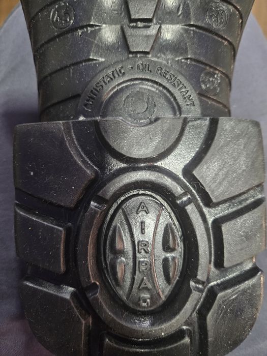 Работни обувки  нови