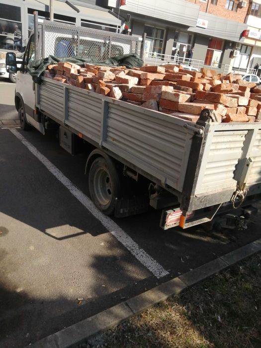 Acum Moloz, nisip, Hamuca, diverse