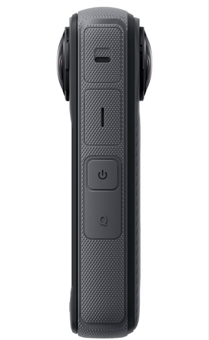 Экшн-камера Insta360 X4 Standard Bundle