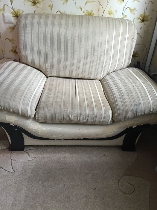 Мягкий уголок для гостиной