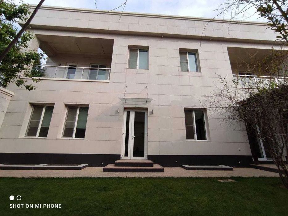 Сдам Евродом 5-соток на Куйлюк-5, метро Киёт