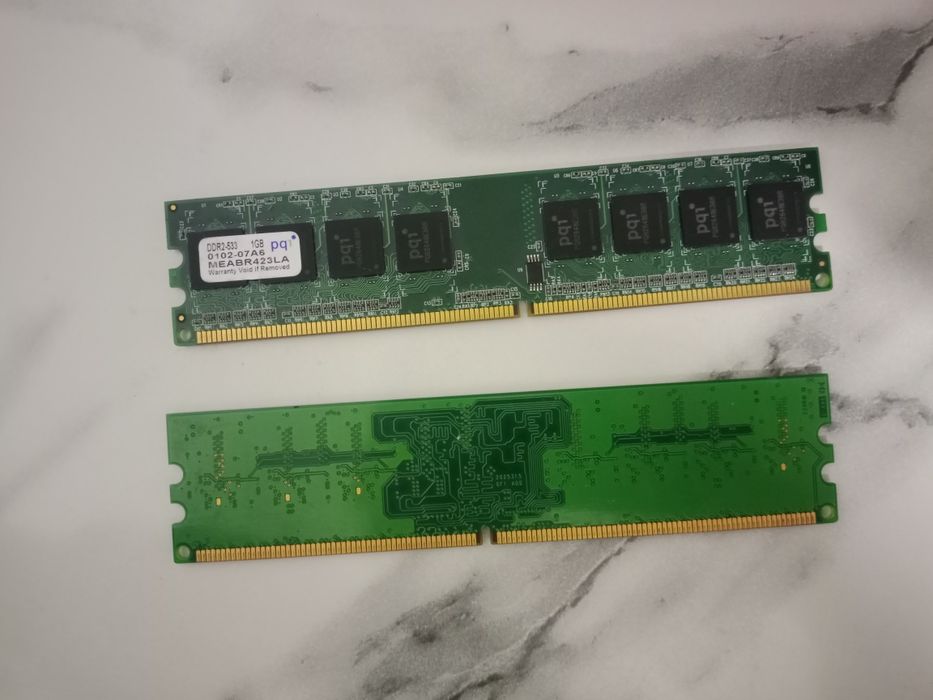 Продам оперативка ddr2 1gb ×2(2плашка)