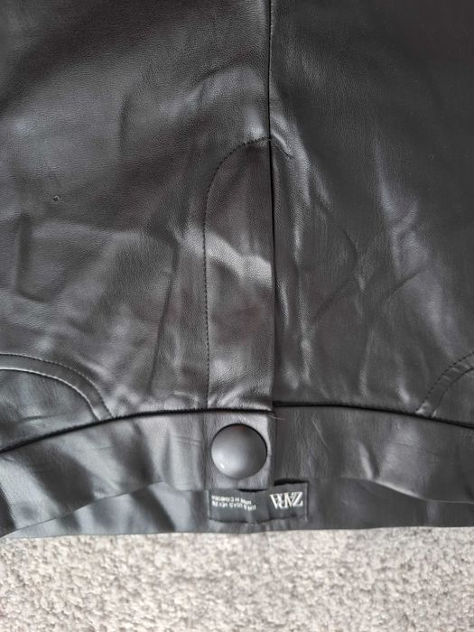 Pantaloni piele Zara marimea S