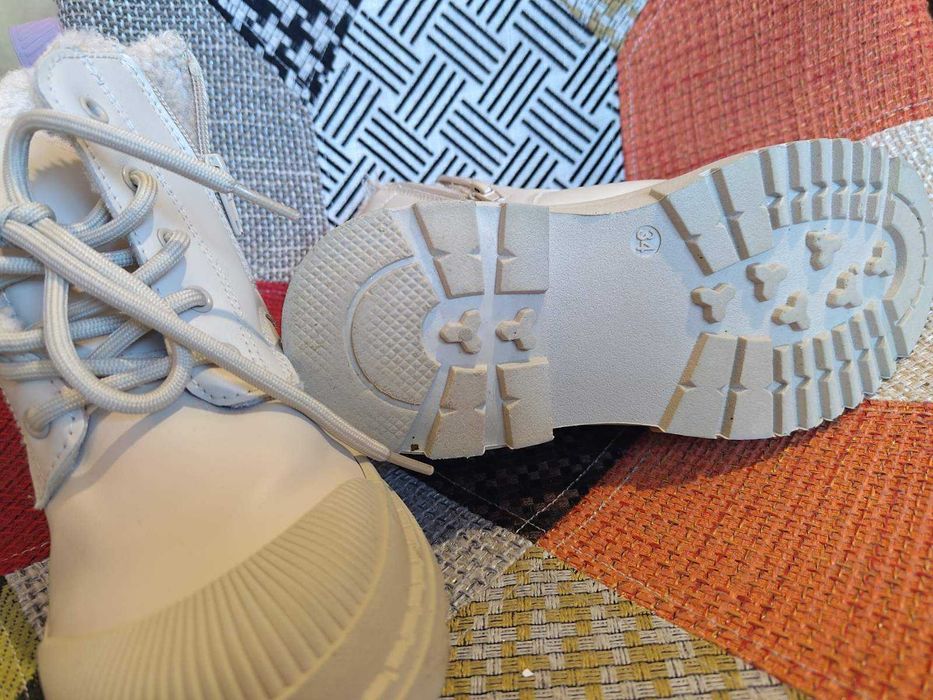 Детски обувки 34 за момиче, ботуши, боти, сникърси, апрески, джапанки