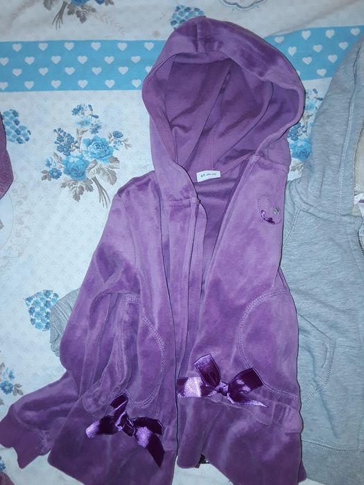 Hanorace copii,  mărimi de la 3/4ani până la 5, 20lei bucata fix ms .