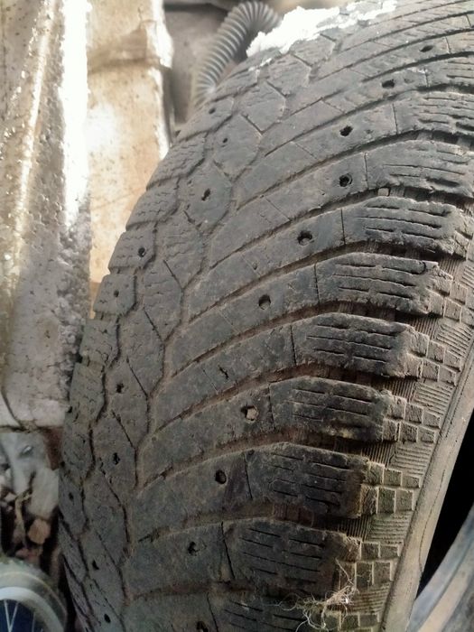 Зимние шины на джип бу