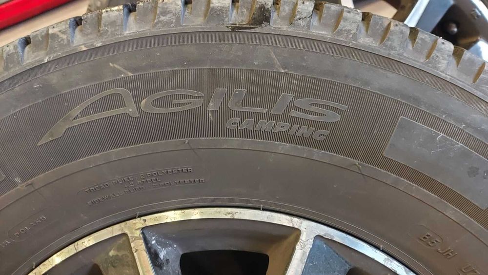 Продавам 4бр летни гуми Michelin Agilis Camping 225/75 R 16CP