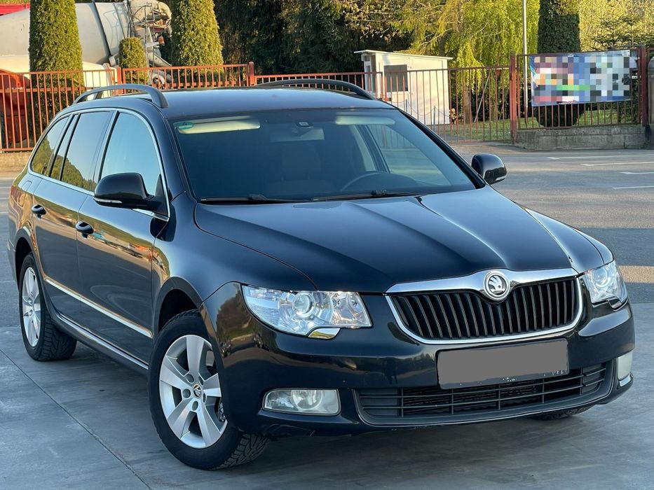 Skoda Superb• 2.0 TDI• 143 CP+2011•  Numere export valabile• DSG• Diese• E4l