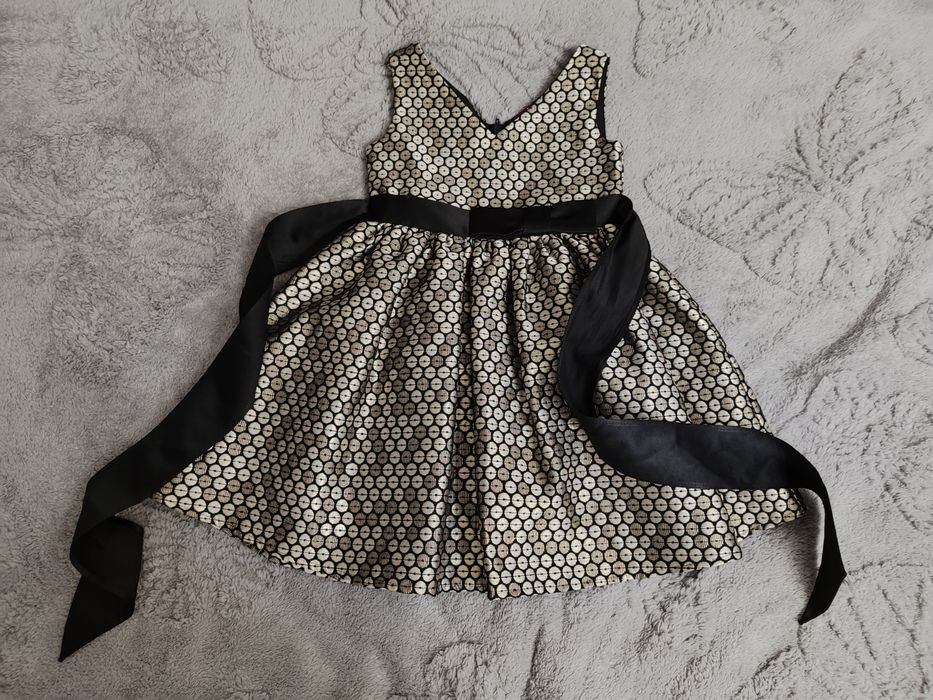 Продаются детские платья