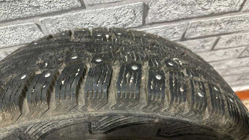 Продам зимние шины