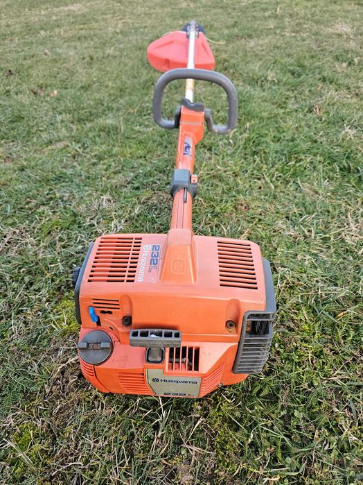 Моторна Коса HUSQVARNA 232 L. Перфектна.