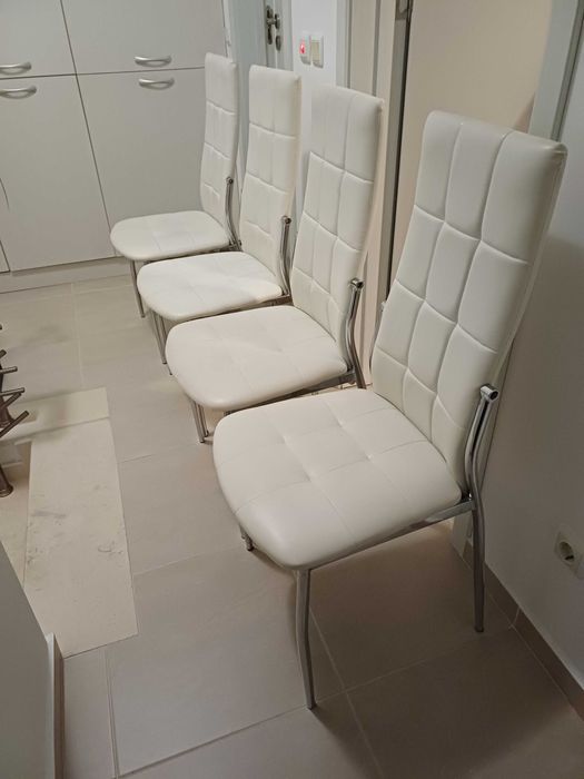 Продавам столове за трапезария