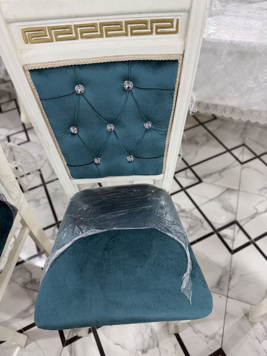 200 kishilik to‘liq idish-tovoq va stol komplekti sotiladi