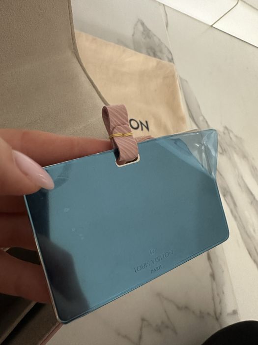 Чанта Louis Vuitton Twist PM