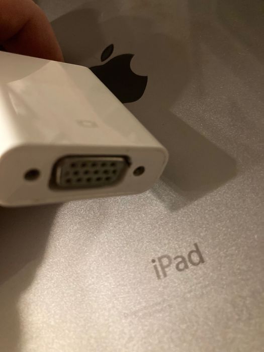 Thunderbolt to VGA Apple original adaptor