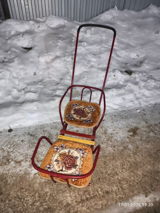 Продам сани на двоих