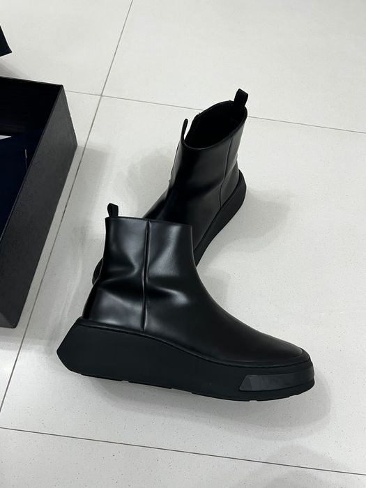 Ghete Prada Din Piele