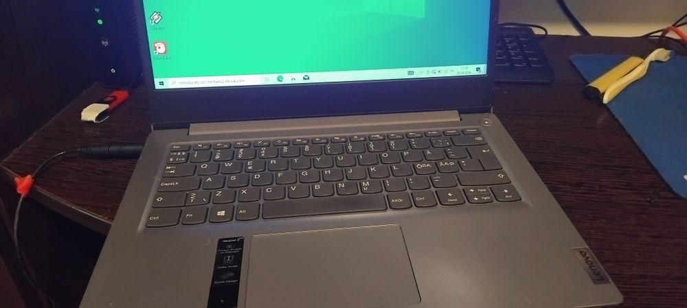 LaptopLenovo 81 W0