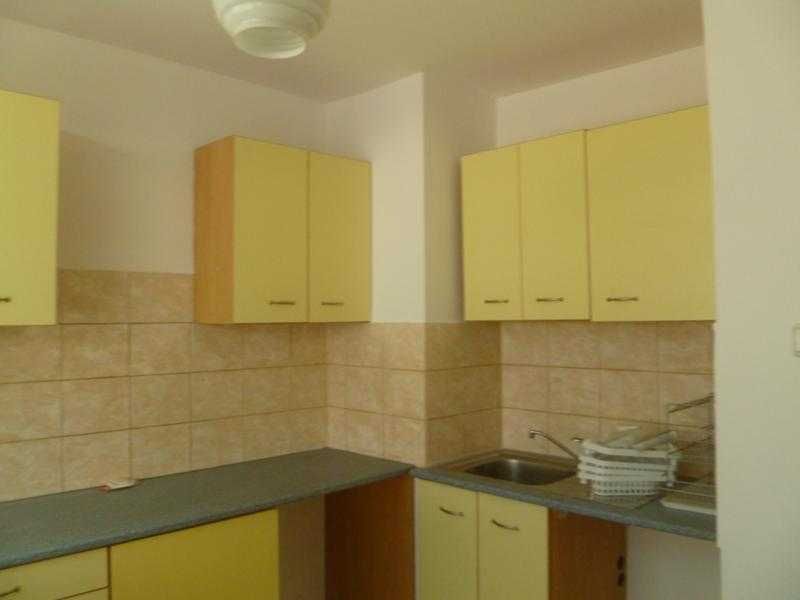 Дава се под наем Двустаен апартамент в София, Младост 2 - 65 кв.м за 348.84 € - Снимка #1