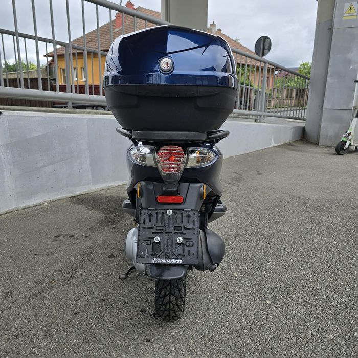 Piaggio Fly 125 cc categ B