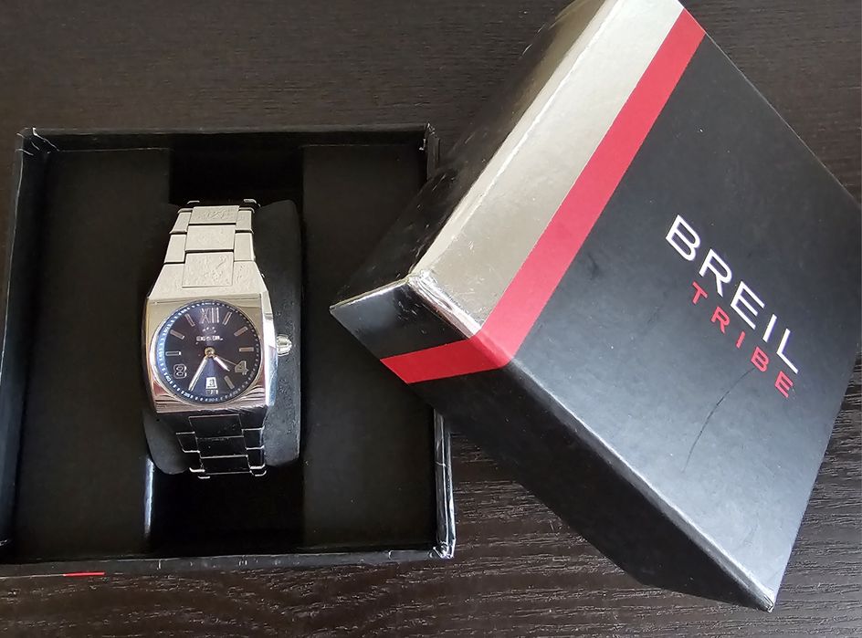 Италиански дамски часовник BREIL