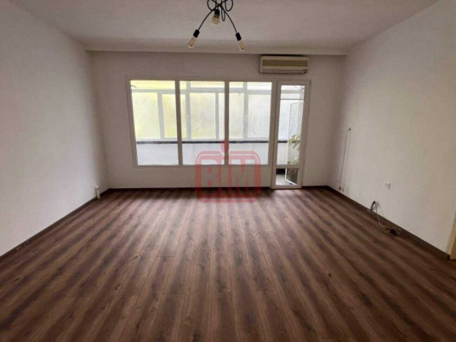 Продава се Тристаен апартамент в Пловдив, Център - 87 кв.м за 991 €/кв.м - Снимка #8