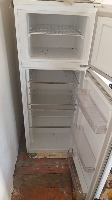 Артель холодильник сотилади