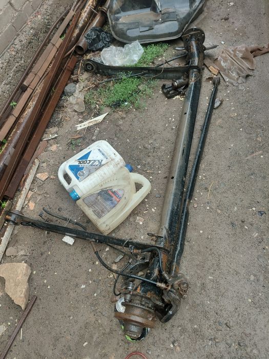 Ауди с4 бузылып жатыр