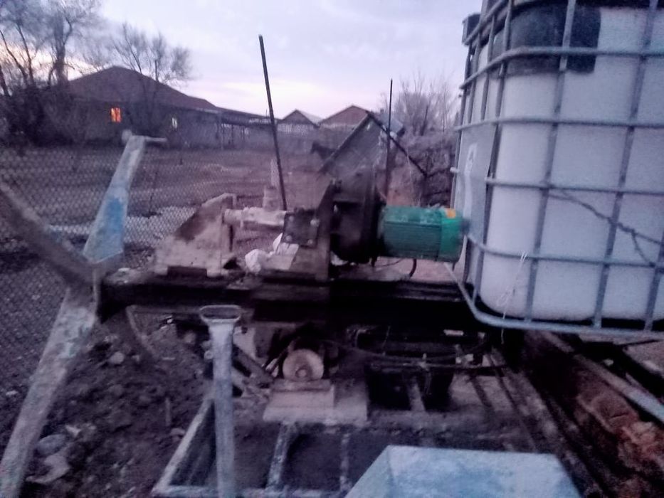 Буровая установка на колесах