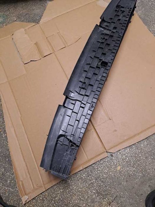 Grila activa inferioara hota clapete Bmw seria 5 G60