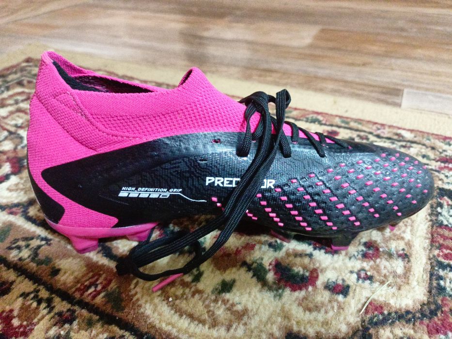 Бутцы предатор адидас