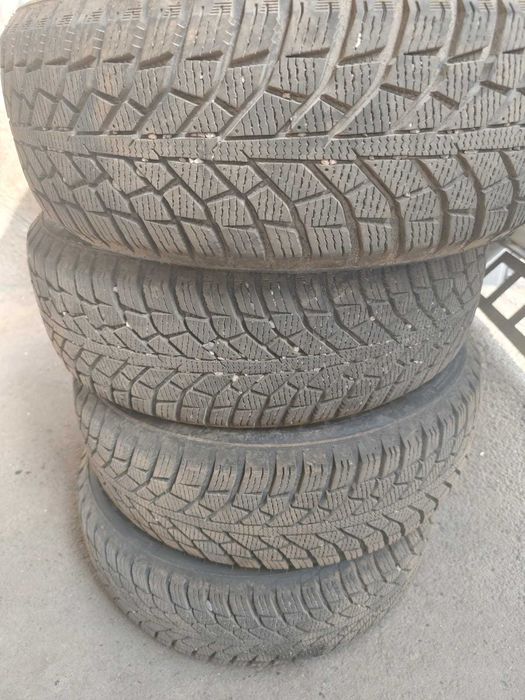 продам зимние шины 215=55=17 б.у