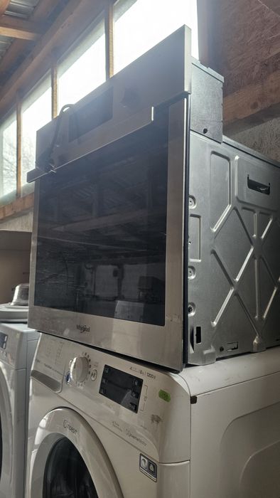 Vând cuptor incorporabil