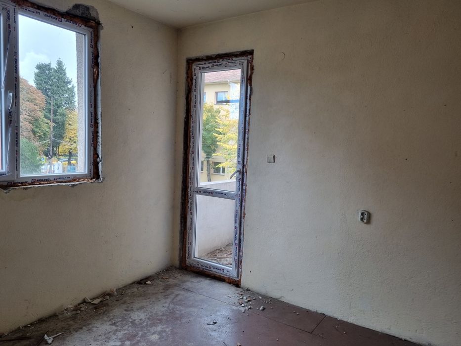 Продава се Четиристаен апартамент в Благоевград, Запад - 91 кв.м за 1077 €/кв.м - Снимка #5