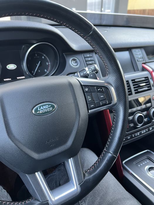 Land rover discovery sport