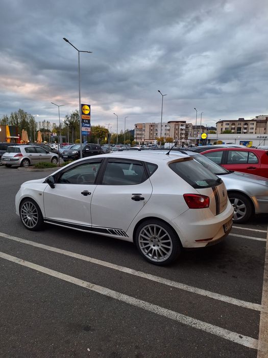 Seat Ibiza.