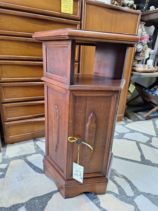 Шкафче, барче орех