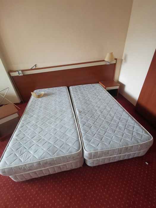 Матраци двулицеви