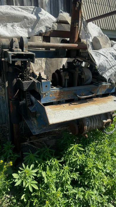 Шлакоблочный аппарат