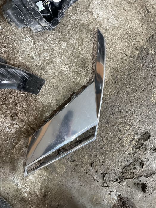 Детали переднего бампера соната 2024