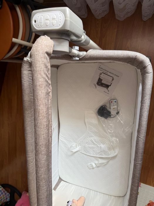 Манеж детская молочный