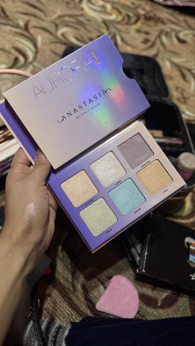 Anastasia highliter iz США