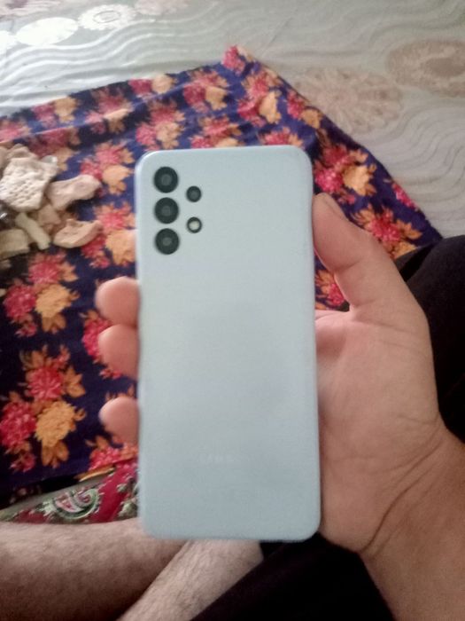 Samsung A13 sotiladi