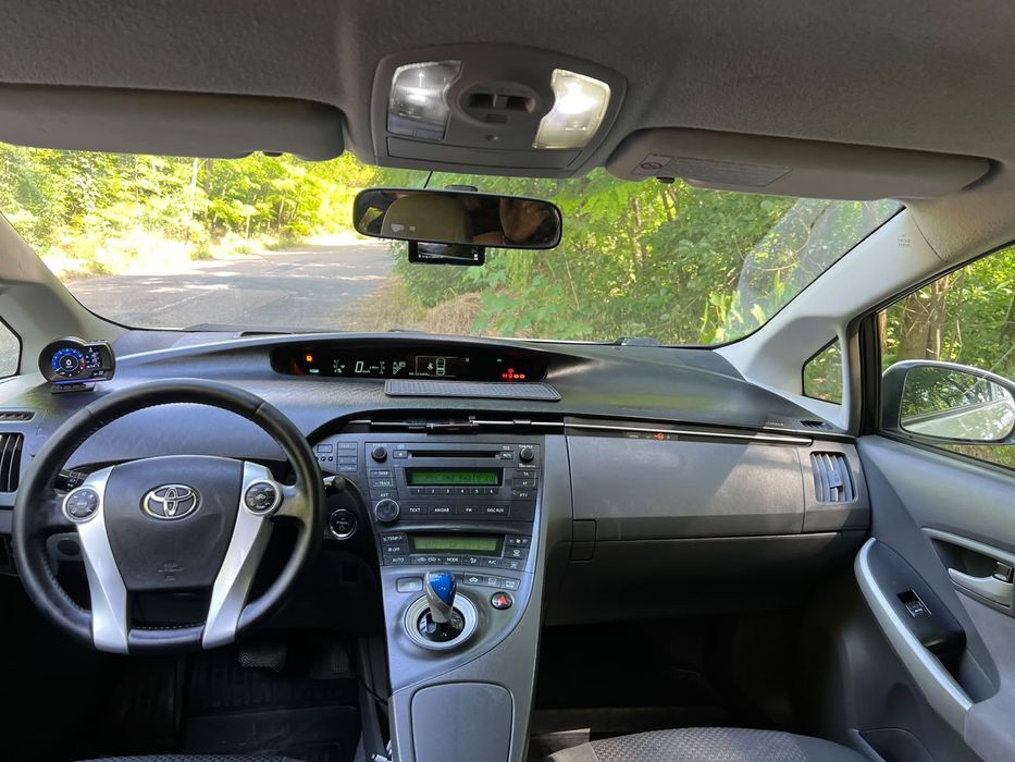 Toyota Prius Hibrid 1,8 benzina si Gpl