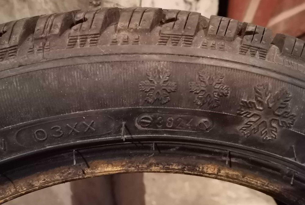 Продавам 1 брой зимна гума 195.50.15 дот 2024  Tigar