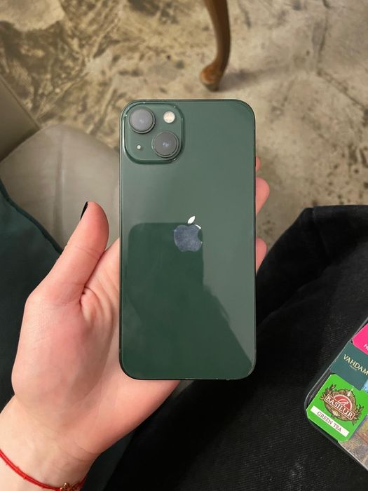 iPhone 13 verde perfect funcțional