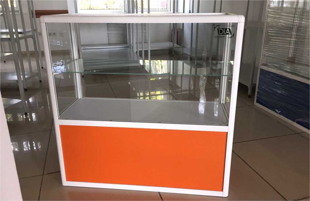 Oynaly prilavkalar, Акция,  savdo uskunalari vitrinalar stellajlar