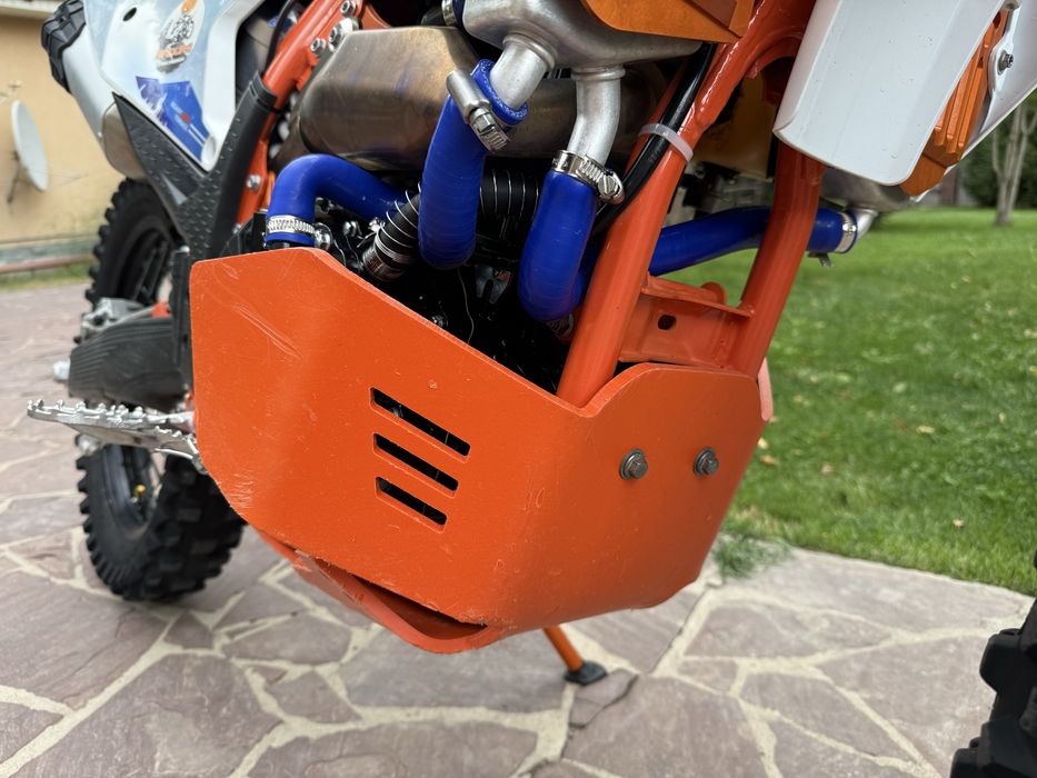 Kews эндуро 300 кубов в отличном состоянии